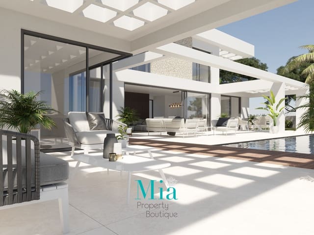 Chalet de 4 habitaciones en El Campello en venta - 2.590.000 € (Ref: 7993390)