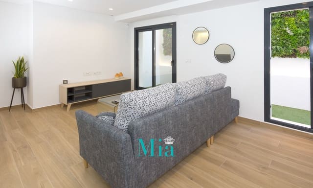 3 soveværelse Villa til salg i Coveta Fuma, El Campello med swimmingpool - € 859.000 (Ref: 7993391)