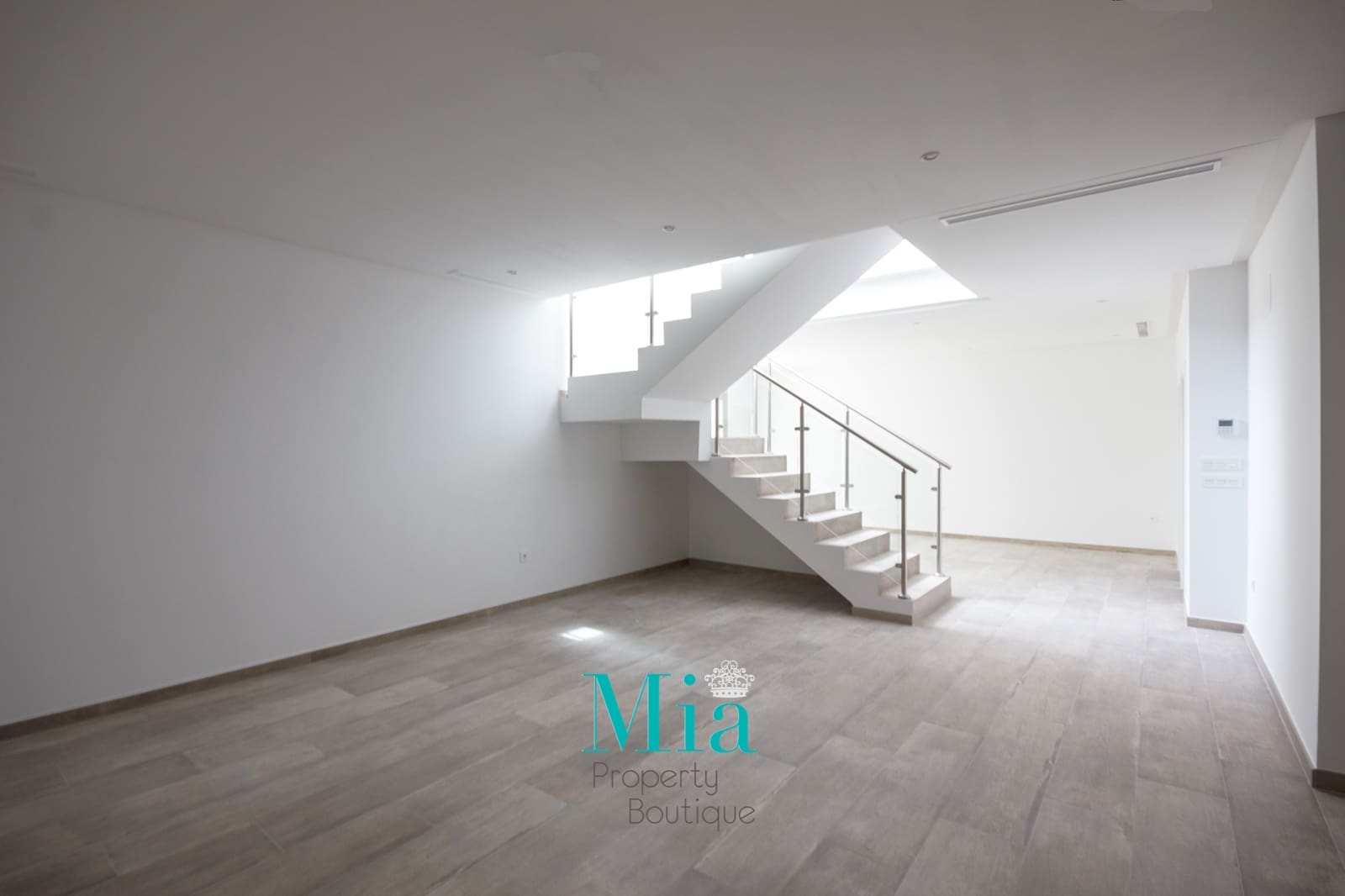 3 soverom Villa til salgs i Coveta Fuma med svømmebasseng - € 859 000 (Ref: 7993391)