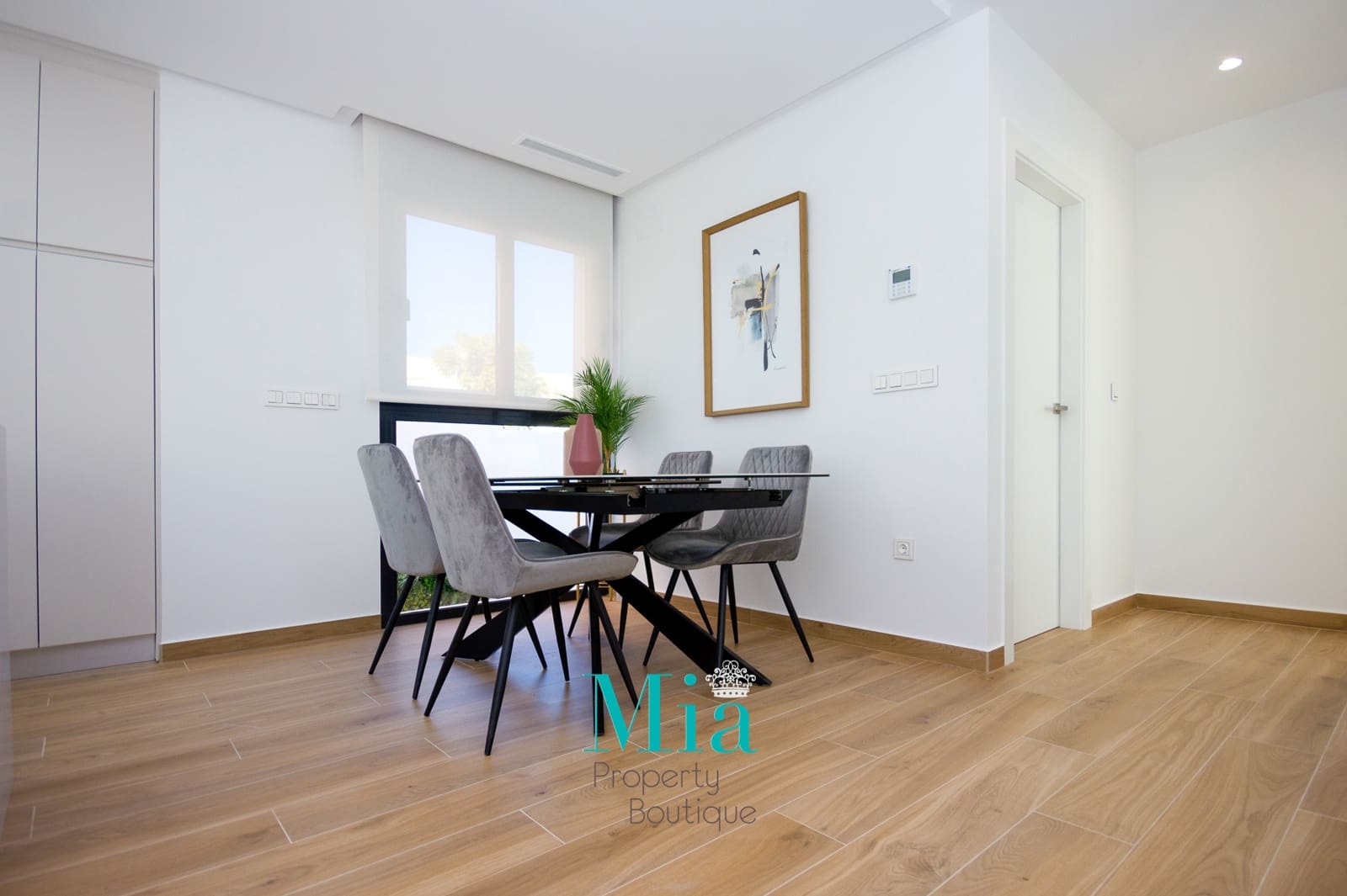 3 soverom Villa til salgs i Coveta Fuma med svømmebasseng - € 859 000 (Ref: 7993391)