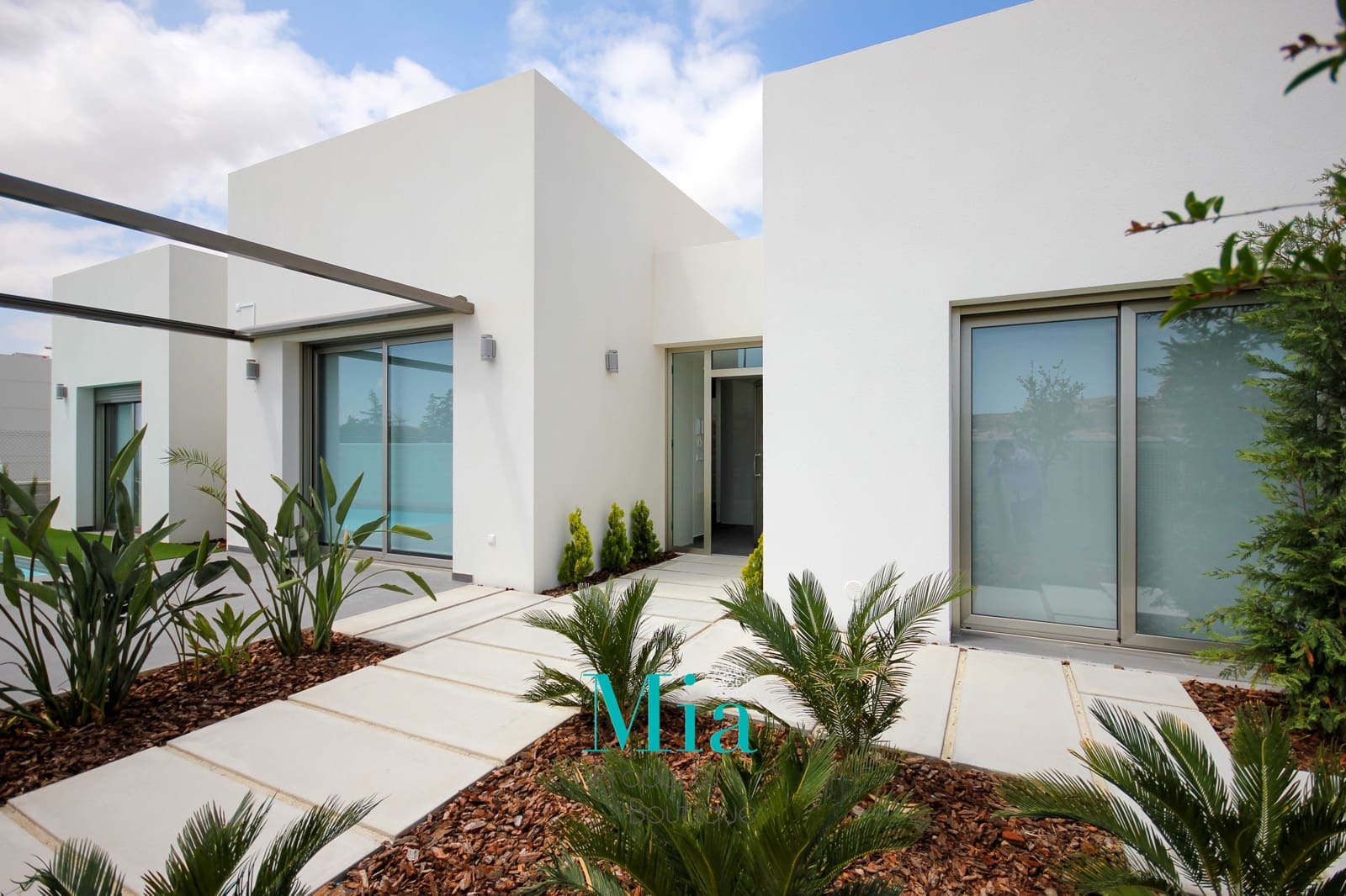 3 soverom Villa til salgs i Coveta Fuma med svømmebasseng - € 859 000 (Ref: 7993391)