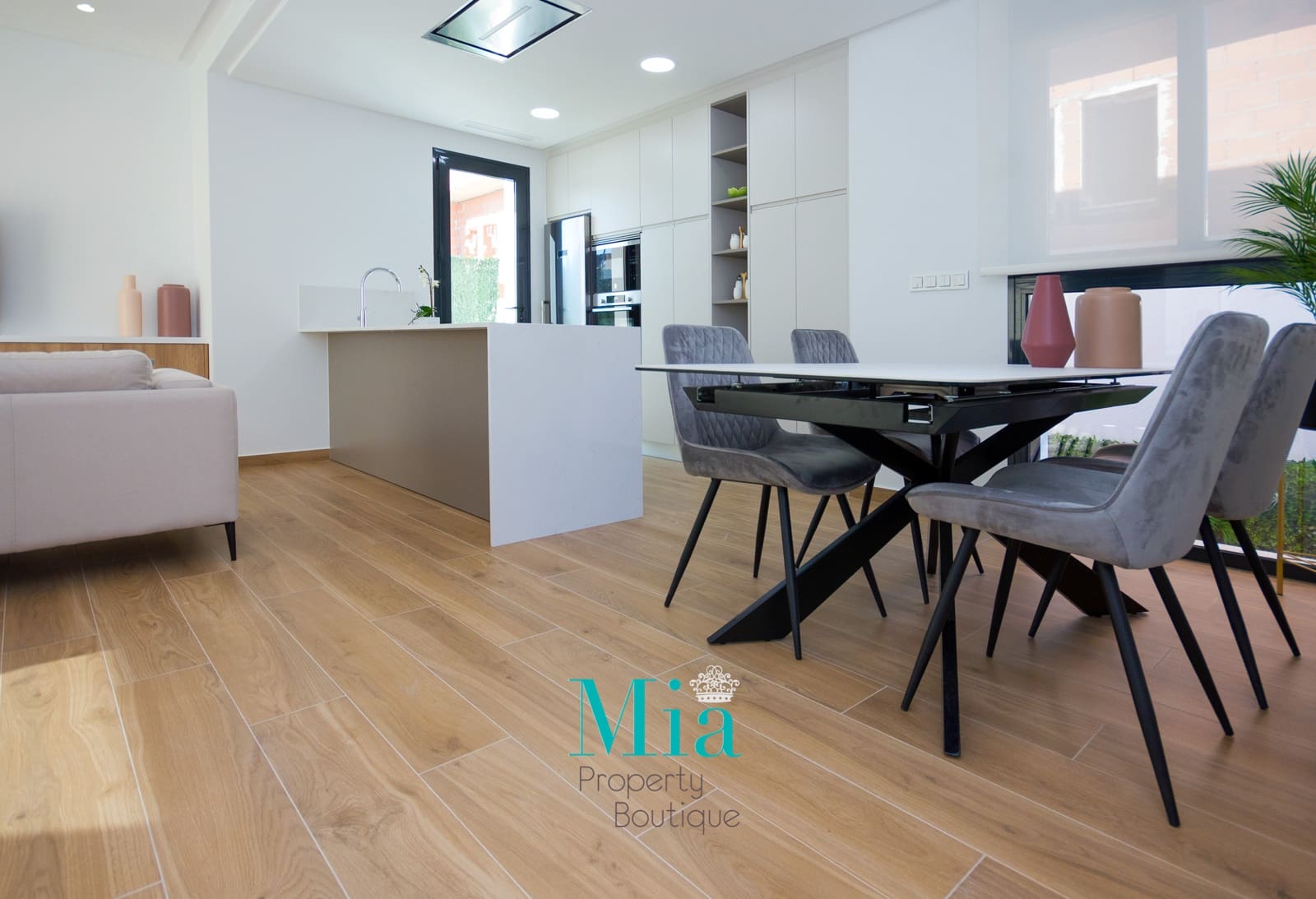 3 soverom Villa til salgs i Coveta Fuma med svømmebasseng - € 859 000 (Ref: 7993391)