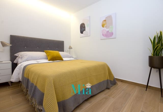 3 soveværelse Villa til salg i Coveta Fuma, El Campello med swimmingpool - € 859.000 (Ref: 7993391)