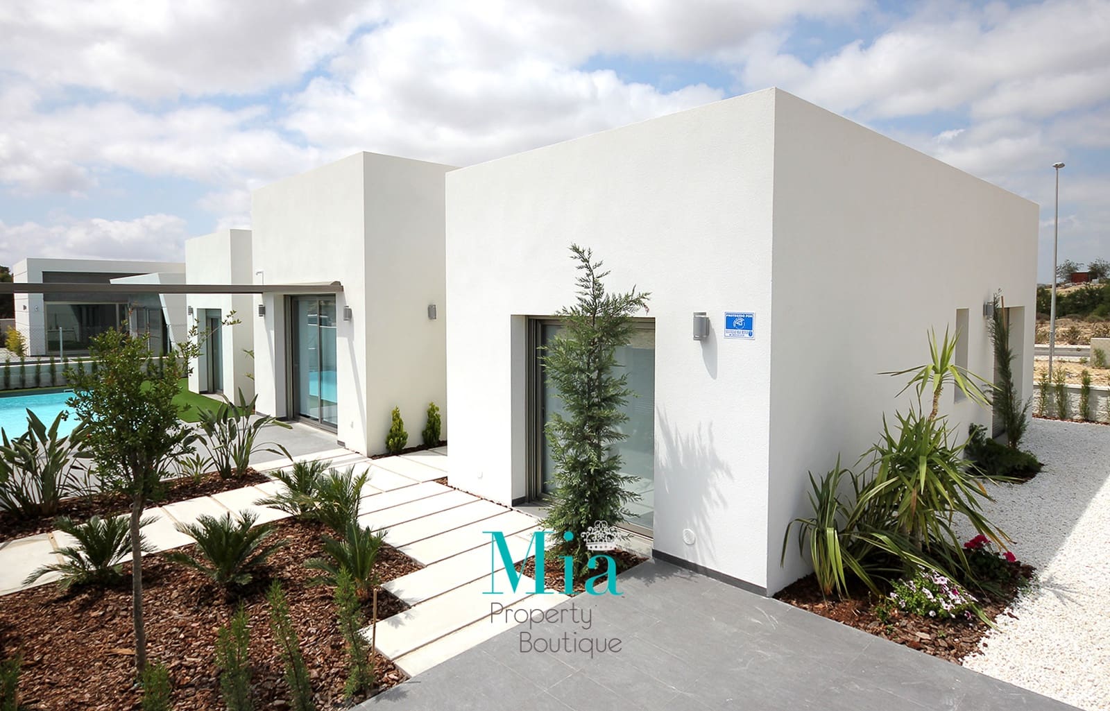 3 soverom Villa til salgs i Coveta Fuma med svømmebasseng - € 859 000 (Ref: 7993391)