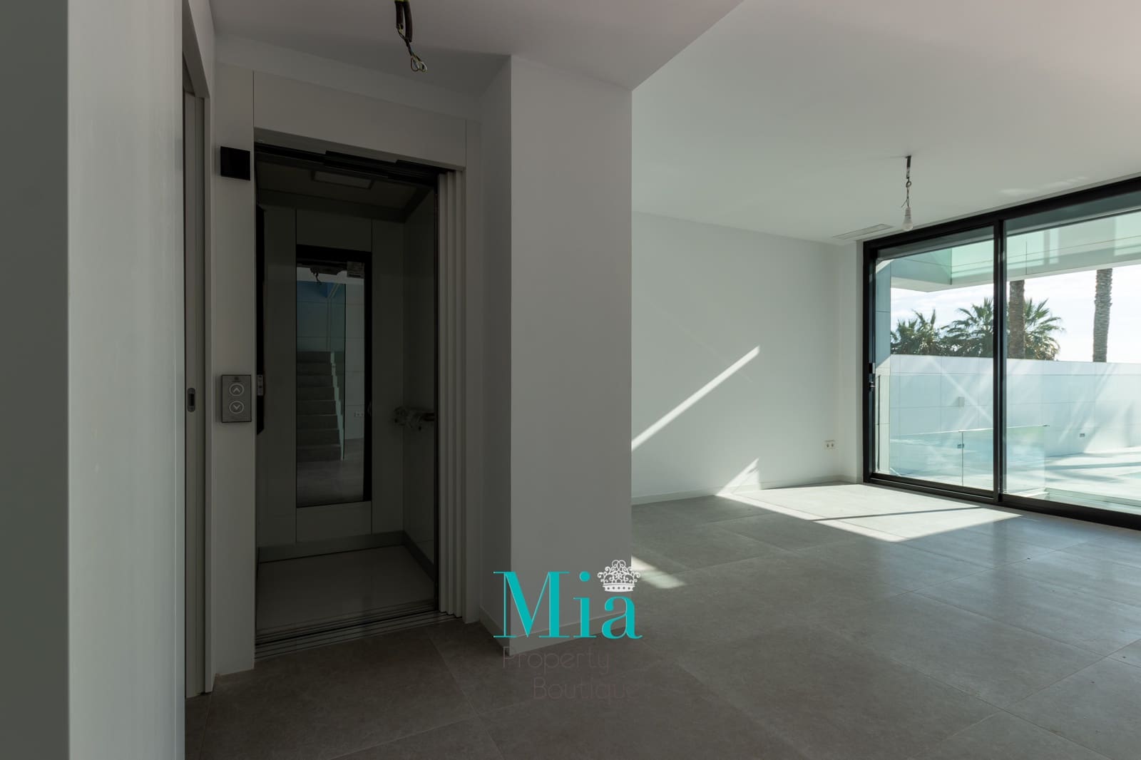 5 soverom Villa til salgs i Playa de Muchavista med svømmebasseng - € 2 250 000 (Ref: 7993392)