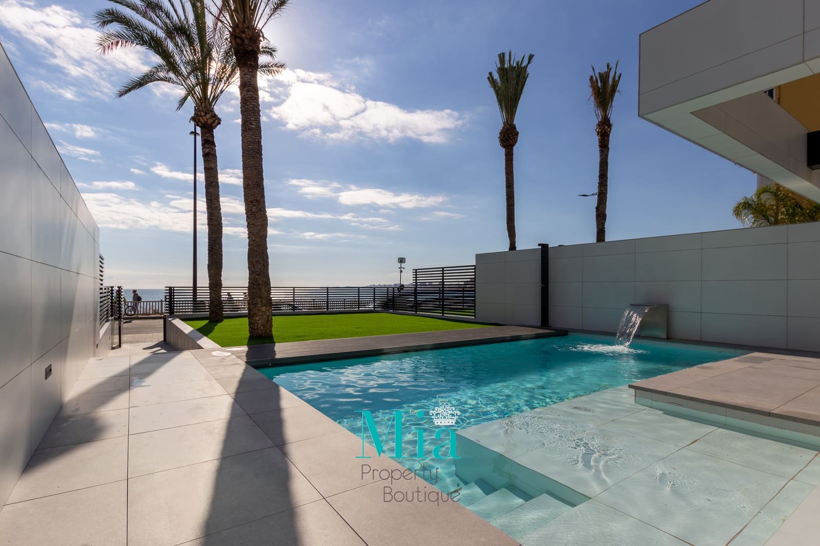 5 soverom Villa til salgs i Playa de Muchavista med svømmebasseng - € 2 250 000 (Ref: 7993392)