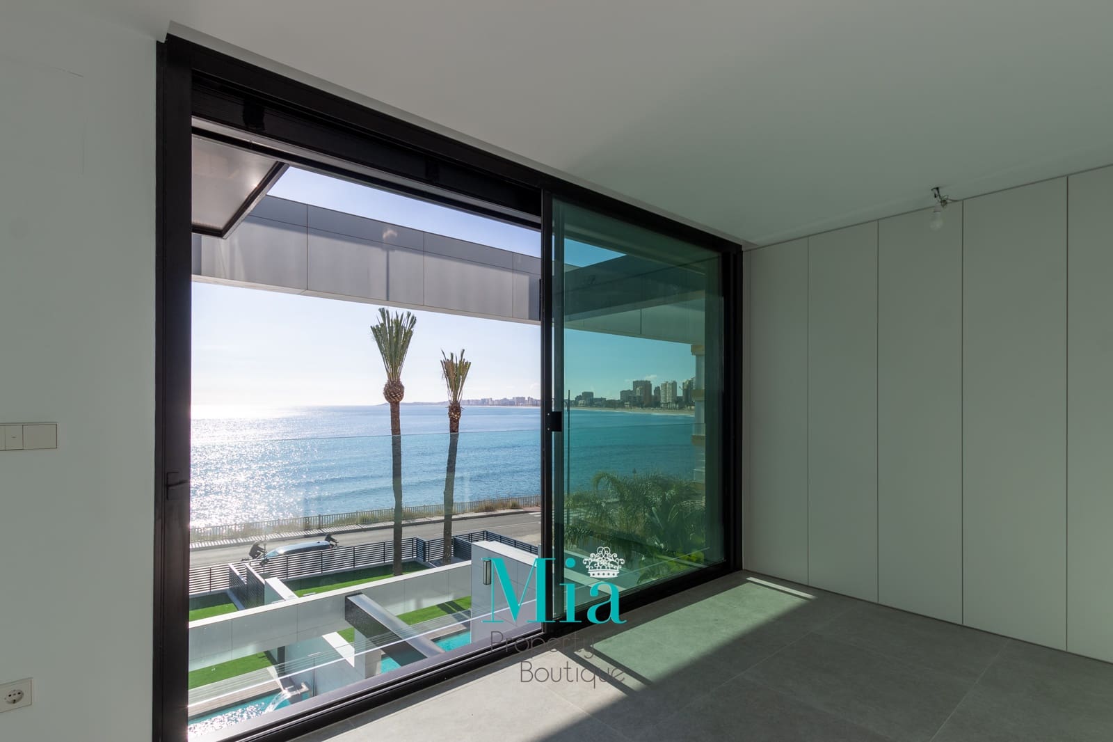 5 soverom Villa til salgs i Playa de Muchavista med svømmebasseng - € 2 250 000 (Ref: 7993392)