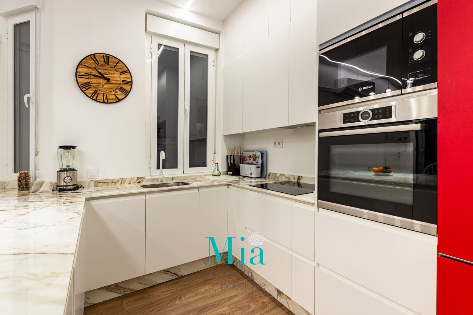 2 soveværelse Lejlighed til salg i Alicante by - € 550.000 (Ref: 7993396)