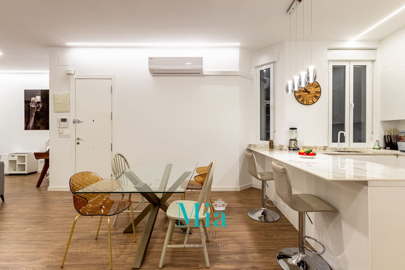 2 soveværelse Lejlighed til salg i Alicante by - € 550.000 (Ref: 7993396)