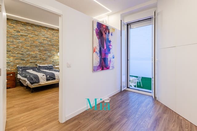 2 soveværelse Lejlighed til salg i Alicante by - € 550.000 (Ref: 7993396)