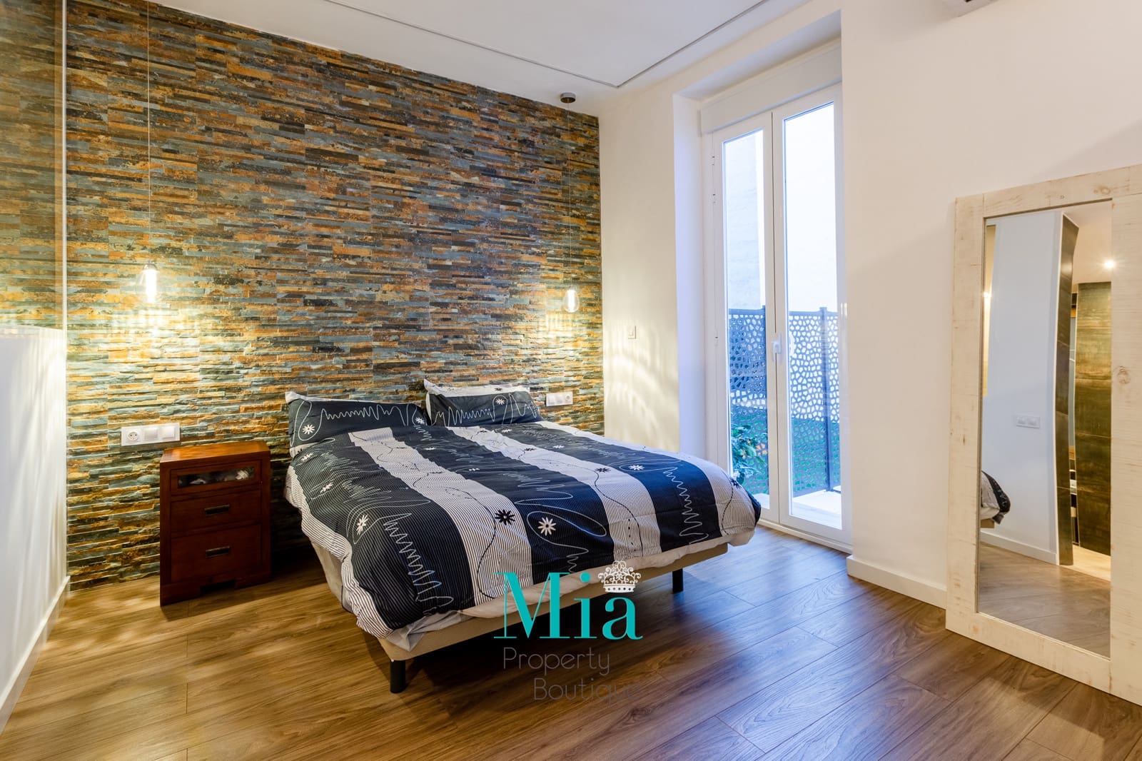 2 soveværelse Lejlighed til salg i Alicante by - € 550.000 (Ref: 7993396)