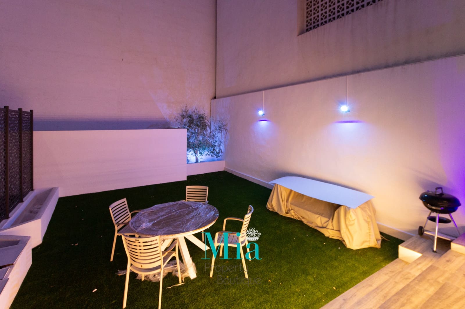 2 soveværelse Lejlighed til salg i Alicante by - € 550.000 (Ref: 7993396)