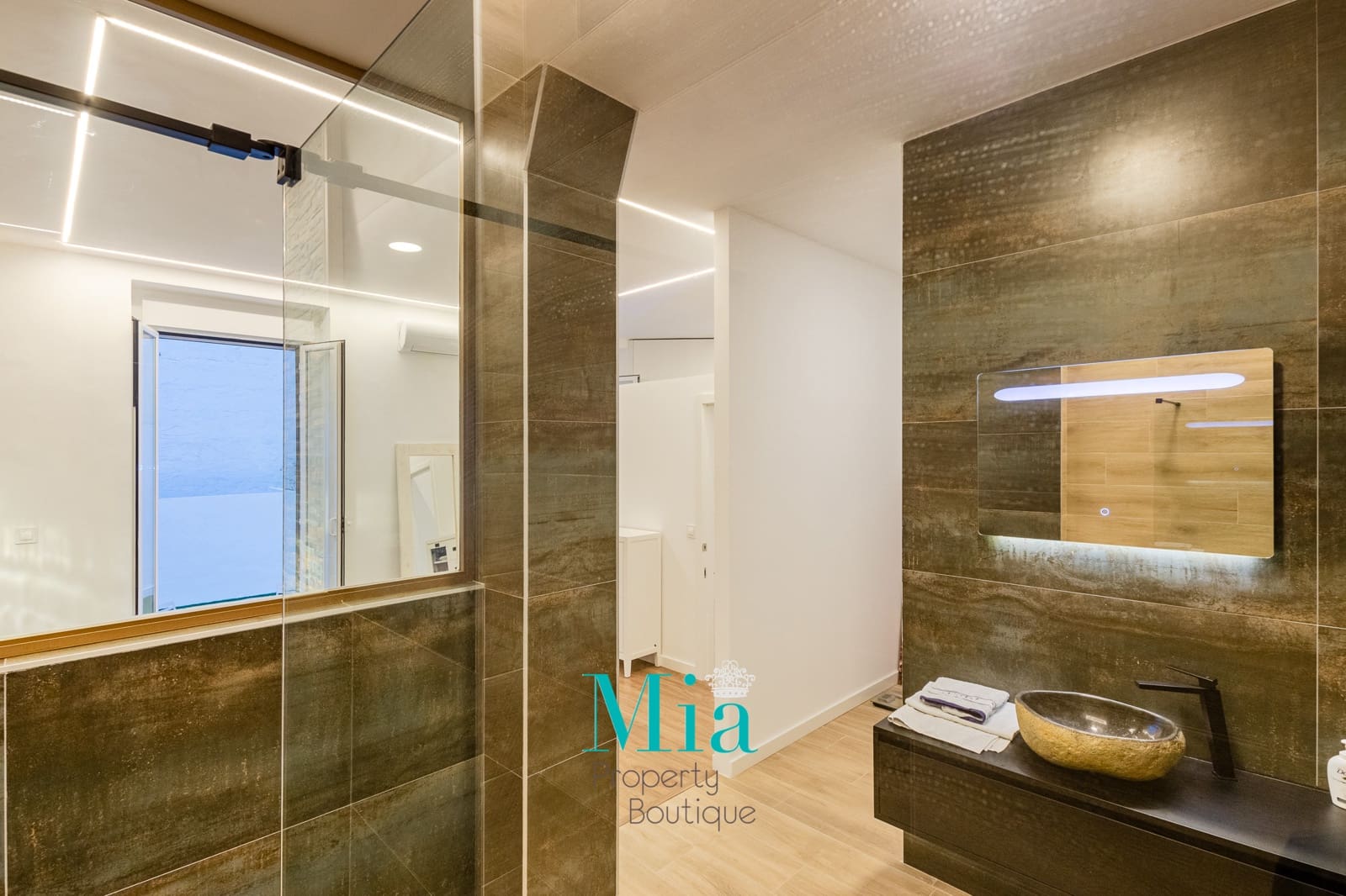 2 soveværelse Lejlighed til salg i Alicante by - € 550.000 (Ref: 7993396)