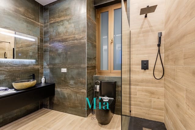 2 soveværelse Lejlighed til salg i Alicante by - € 550.000 (Ref: 7993396)