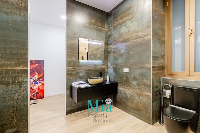 2 soveværelse Lejlighed til salg i Alicante by - € 550.000 (Ref: 7993396)