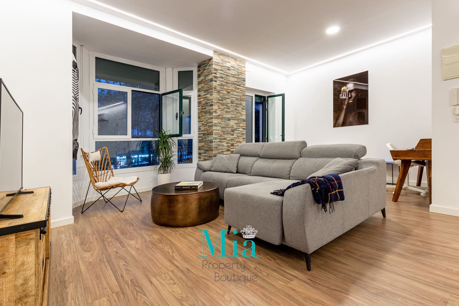 2 soveværelse Lejlighed til salg i Alicante by - € 550.000 (Ref: 7993396)