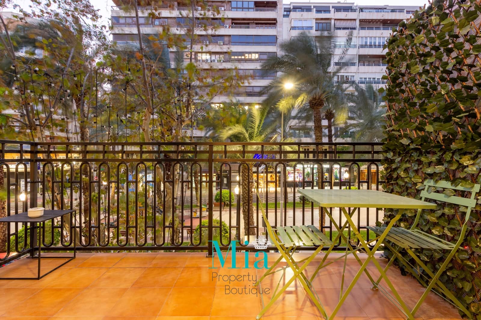 2 soveværelse Lejlighed til salg i Alicante by - € 550.000 (Ref: 7993396)