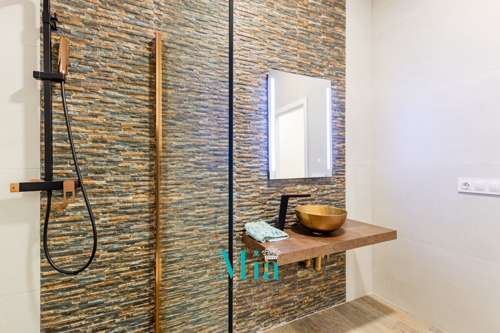 2 soveværelse Lejlighed til salg i Alicante by - € 550.000 (Ref: 7993396)