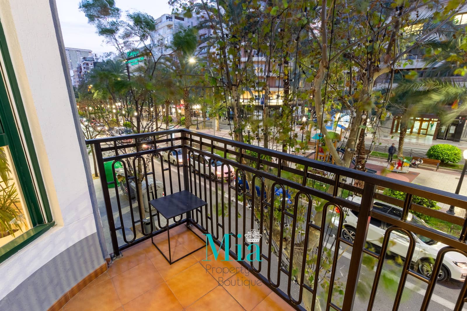 2 soveværelse Lejlighed til salg i Alicante by - € 550.000 (Ref: 7993396)