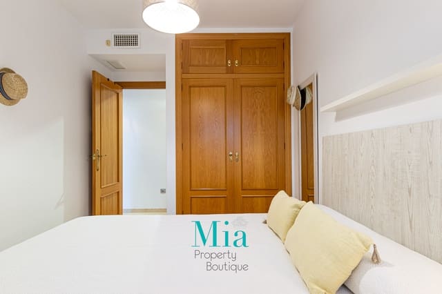 2 sovrum Lägenhet att hyra i Alicante stad med pool garage - 1 400 € (Ref: 7993398)