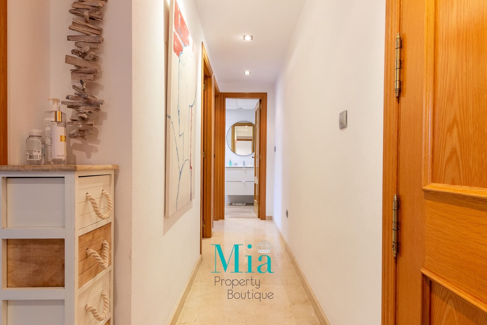 2 slaapkamer Appartement te huur in Alicante stad met zwembad garage - € 1.400 (Ref: 7993398)