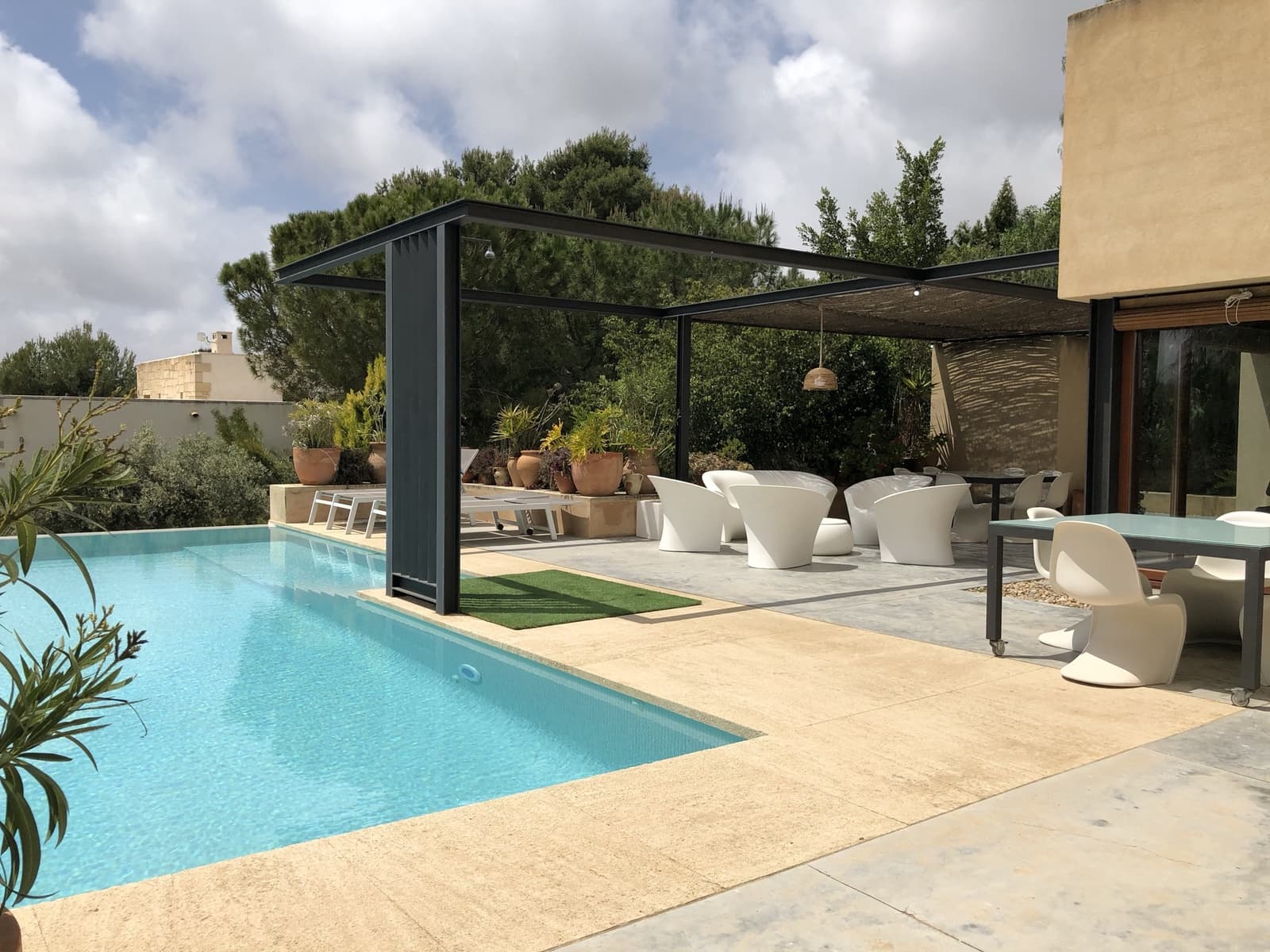 5 soveværelse Lejlighed til leje i Busot - € 3.000 (Ref: 7993403)