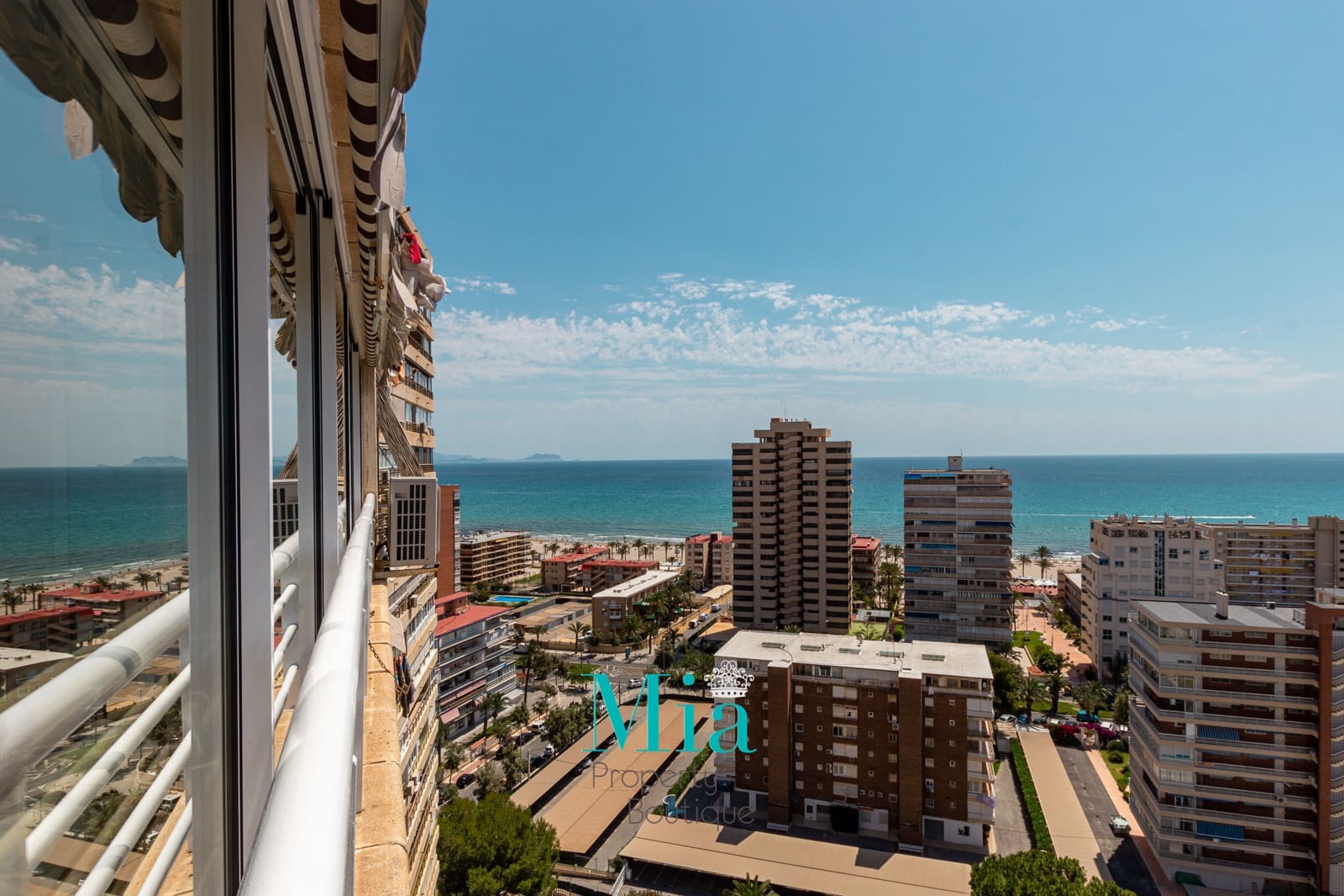 Apartamento de 3 habitaciones en Playa de San Juan en alquiler - 1.500 € (Ref: 7993407)