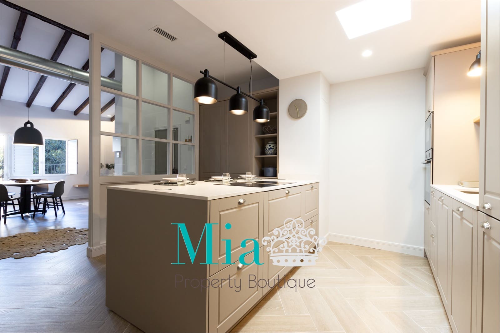 3 soveværelse Penthouse til leje i Alicante by - € 2.800 (Ref: 7993409)