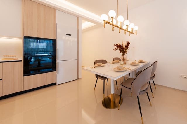 3 makuuhuone Huoneisto myytävänä paikassa Ciudad Quesada, Rojales mukana uima-altaan 
autotalli - 377 000 € (Ref: 7993411)