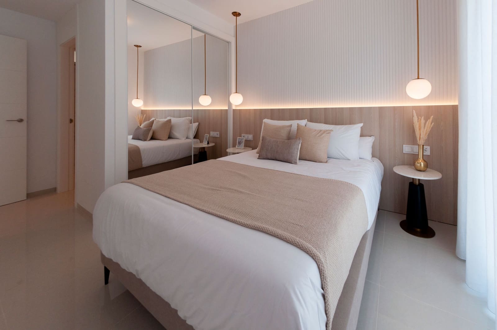 2 bedroom Apartment for sale in Ciudad Quesada with garage - € 302,500 (Ref: 7993418)