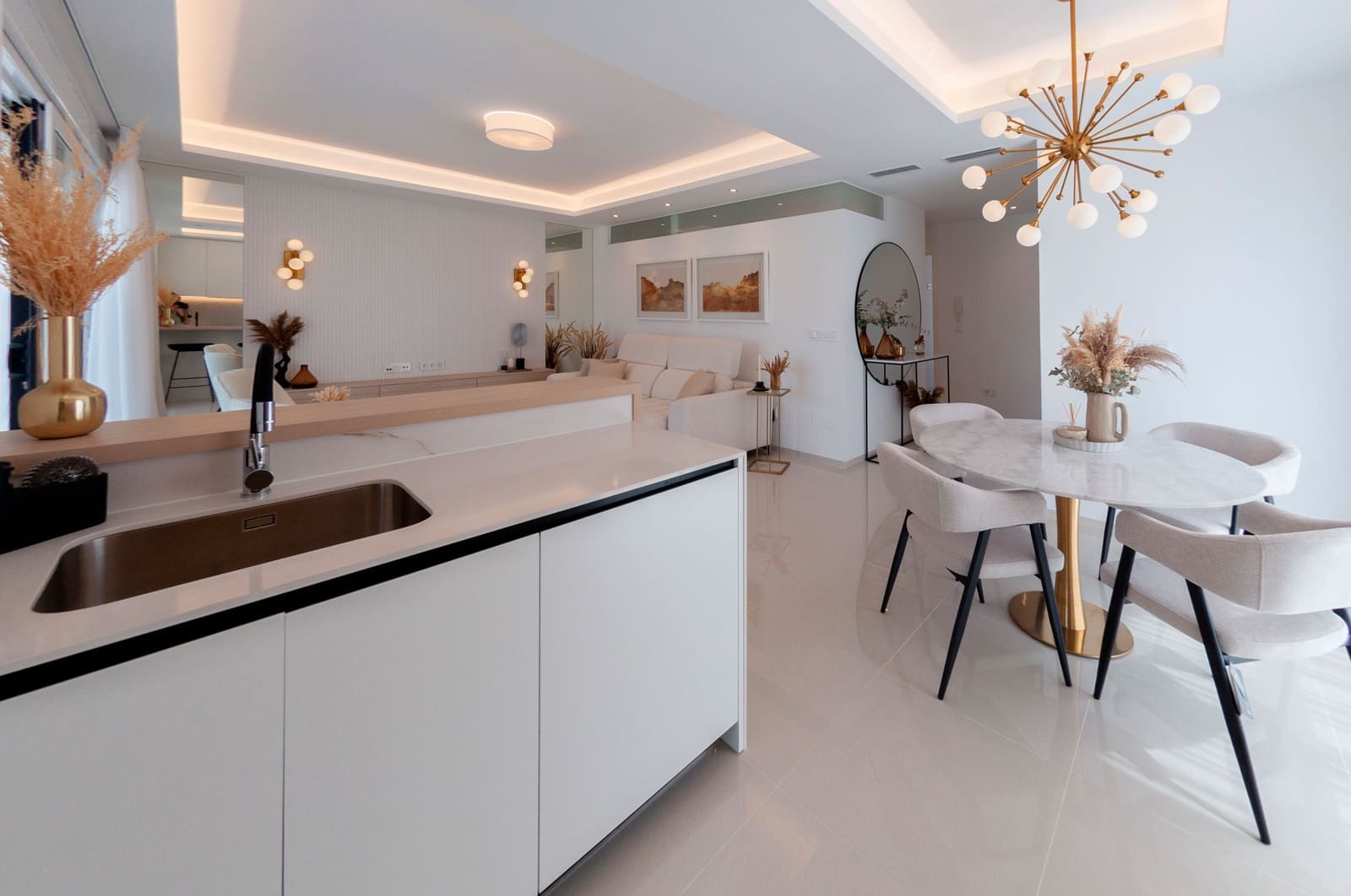 2 bedroom Apartment for sale in Ciudad Quesada with garage - € 302,500 (Ref: 7993418)