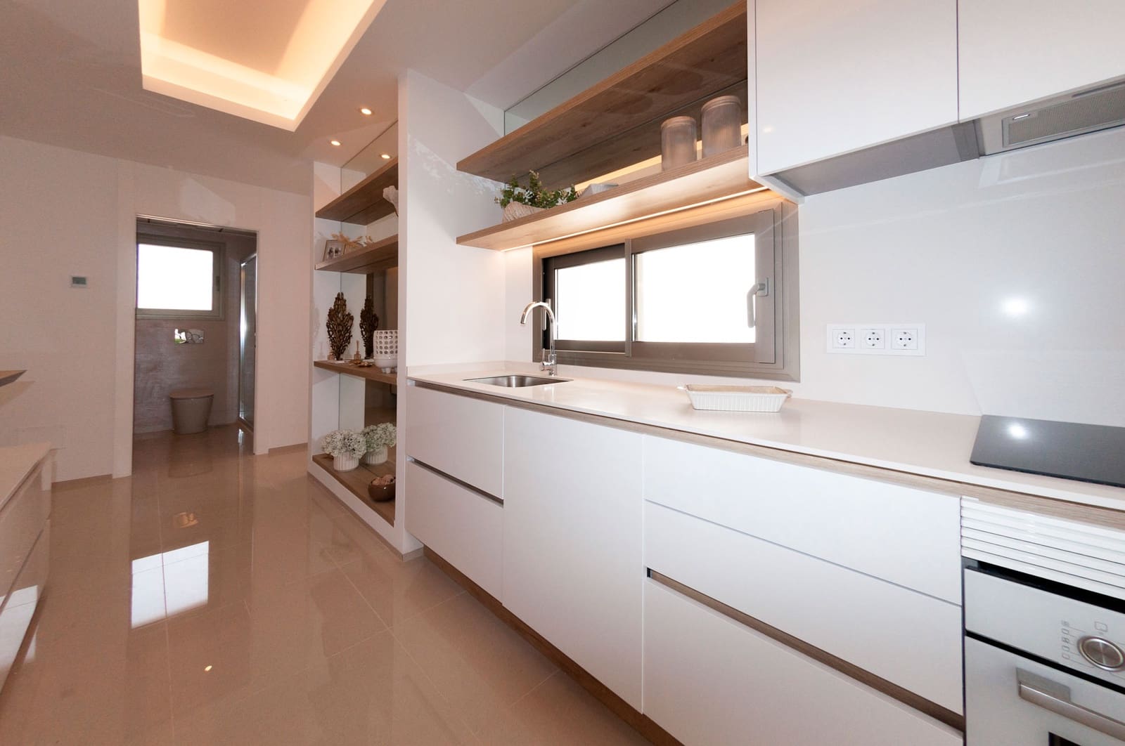 Chalet de 3 habitaciones en Los Alcázares en venta - 547.000 € (Ref: 7993420)