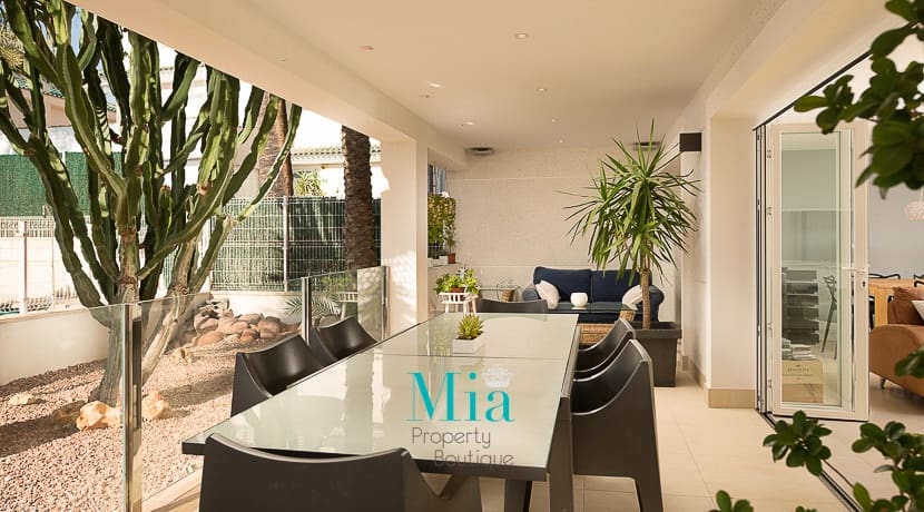 5 bedroom Bungalow for sale in El Campello with pool - € 575,000 (Ref: 7993429)