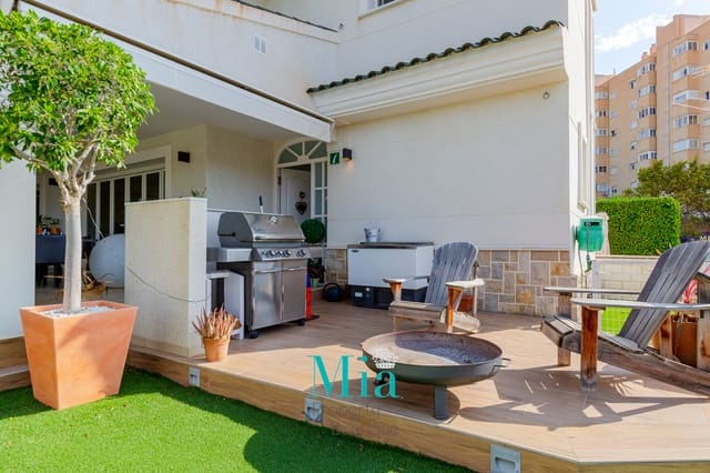 5 bedroom Bungalow for sale in El Campello with pool - € 575,000 (Ref: 7993429)