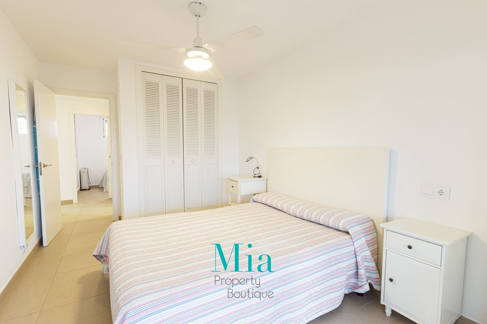 3 slaapkamer Appartement te huur in Playa de Muchavista met zwembad - € 1.800 (Ref: 7993430)