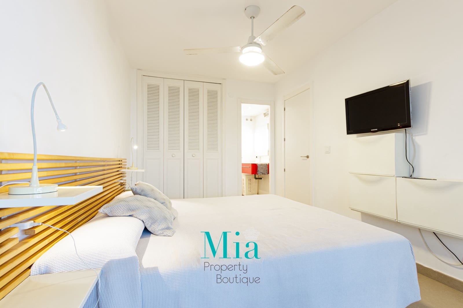 3 slaapkamer Appartement te huur in Playa de Muchavista met zwembad - € 1.800 (Ref: 7993430)