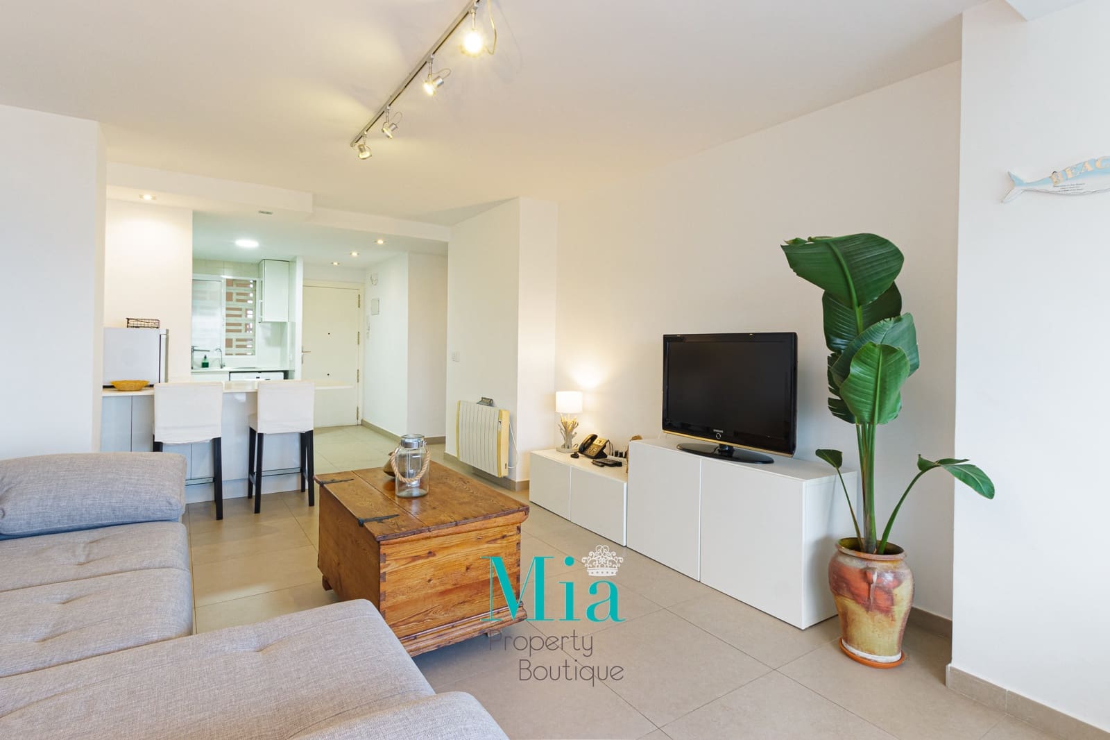 3 slaapkamer Appartement te huur in Playa de Muchavista met zwembad - € 1.800 (Ref: 7993430)