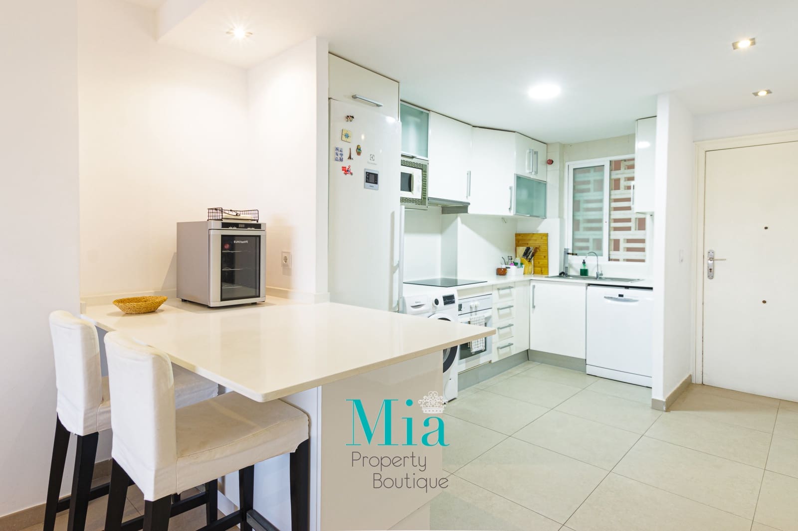 3 slaapkamer Appartement te huur in Playa de Muchavista met zwembad - € 1.800 (Ref: 7993430)