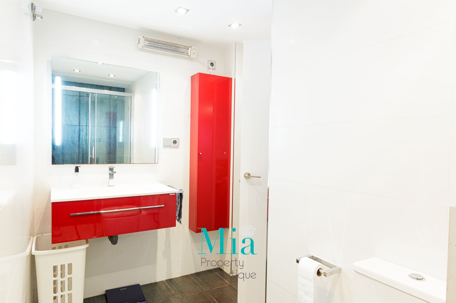 3 slaapkamer Appartement te huur in Playa de Muchavista met zwembad - € 1.800 (Ref: 7993430)