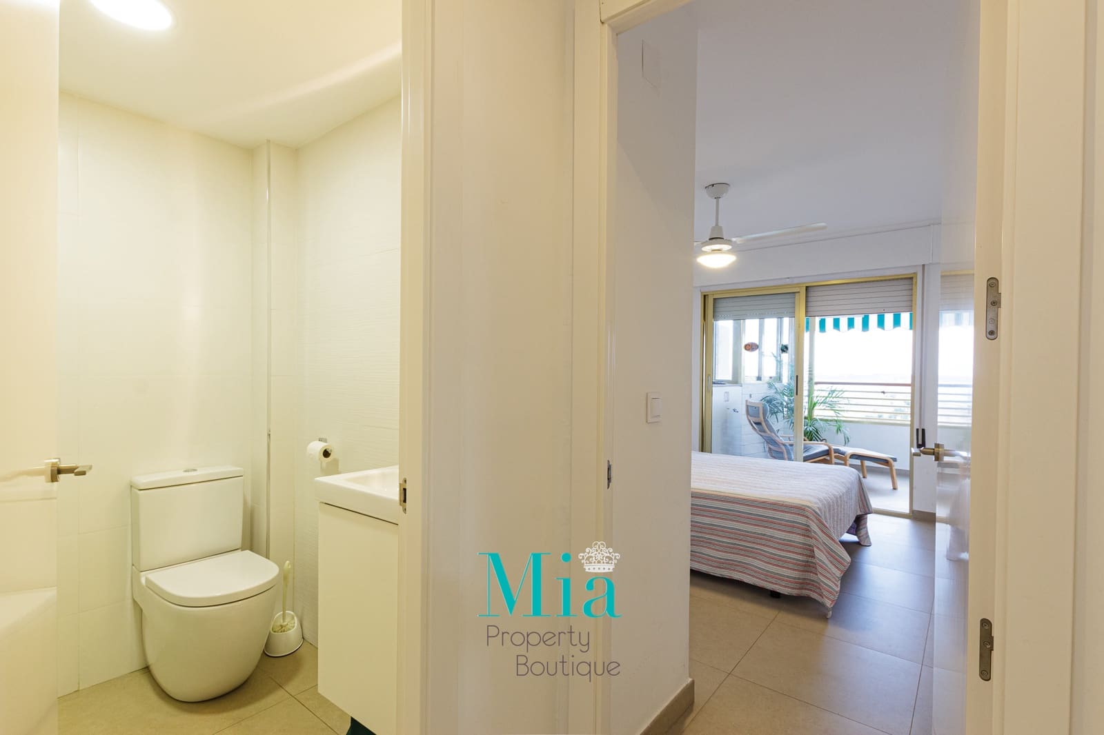 3 slaapkamer Appartement te huur in Playa de Muchavista met zwembad - € 1.800 (Ref: 7993430)