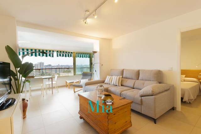 3 makuuhuone Huoneisto vuokrattavana paikassa Playa de Muchavista, El Campello mukana uima-altaan - 1 800 € (Ref: 7993430)