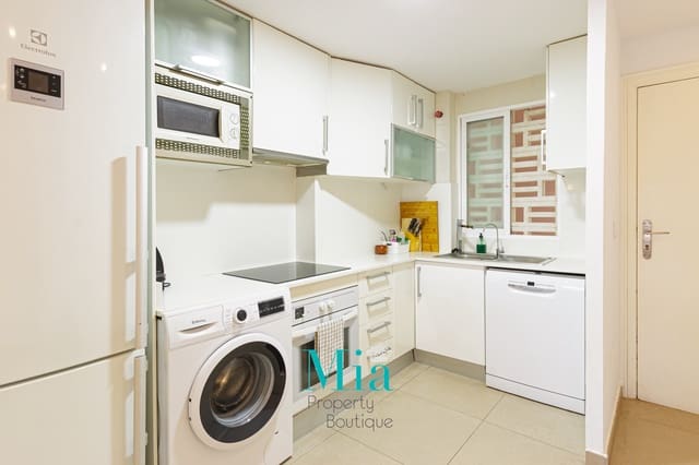 3 makuuhuone Huoneisto vuokrattavana paikassa Playa de Muchavista, El Campello mukana uima-altaan - 1 800 € (Ref: 7993430)