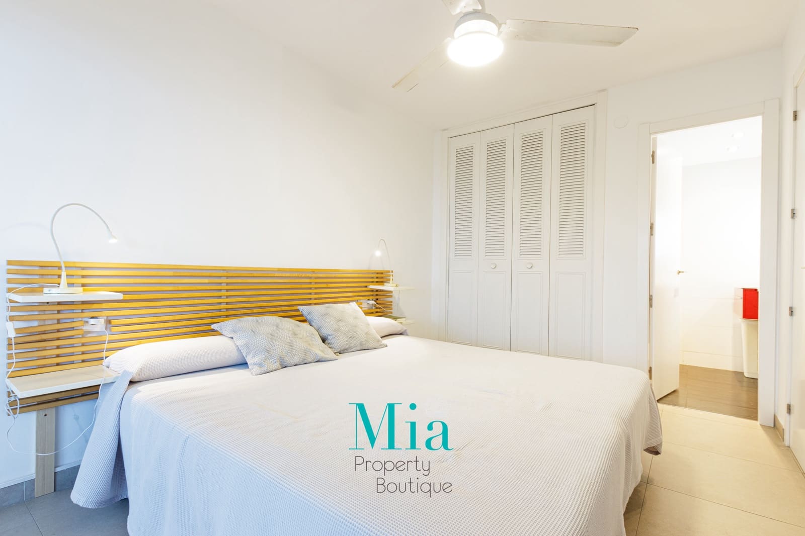 3 slaapkamer Appartement te huur in Playa de Muchavista met zwembad - € 1.800 (Ref: 7993430)