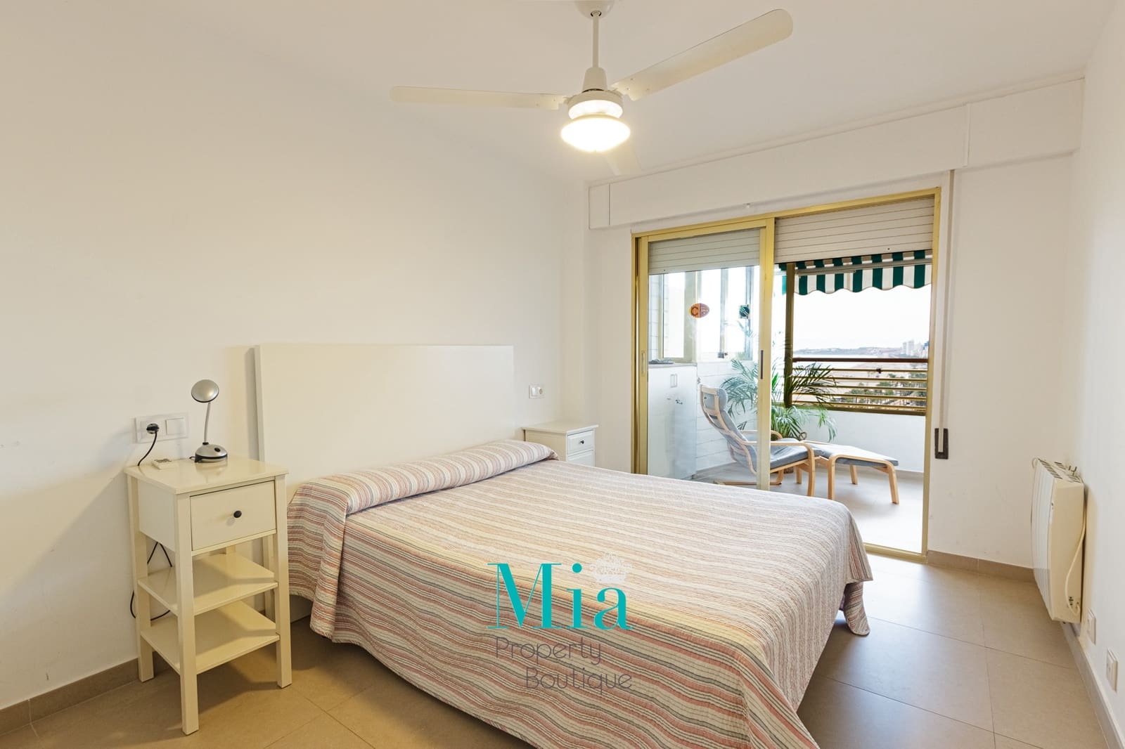 3 slaapkamer Appartement te huur in Playa de Muchavista met zwembad - € 1.800 (Ref: 7993430)