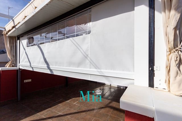 2 soveværelse Strandlejlighed til leje i Casco Antiguo - Sant Cruz - Ayuntamiento, Alicante by - € 1.200 (Ref: 8787836)