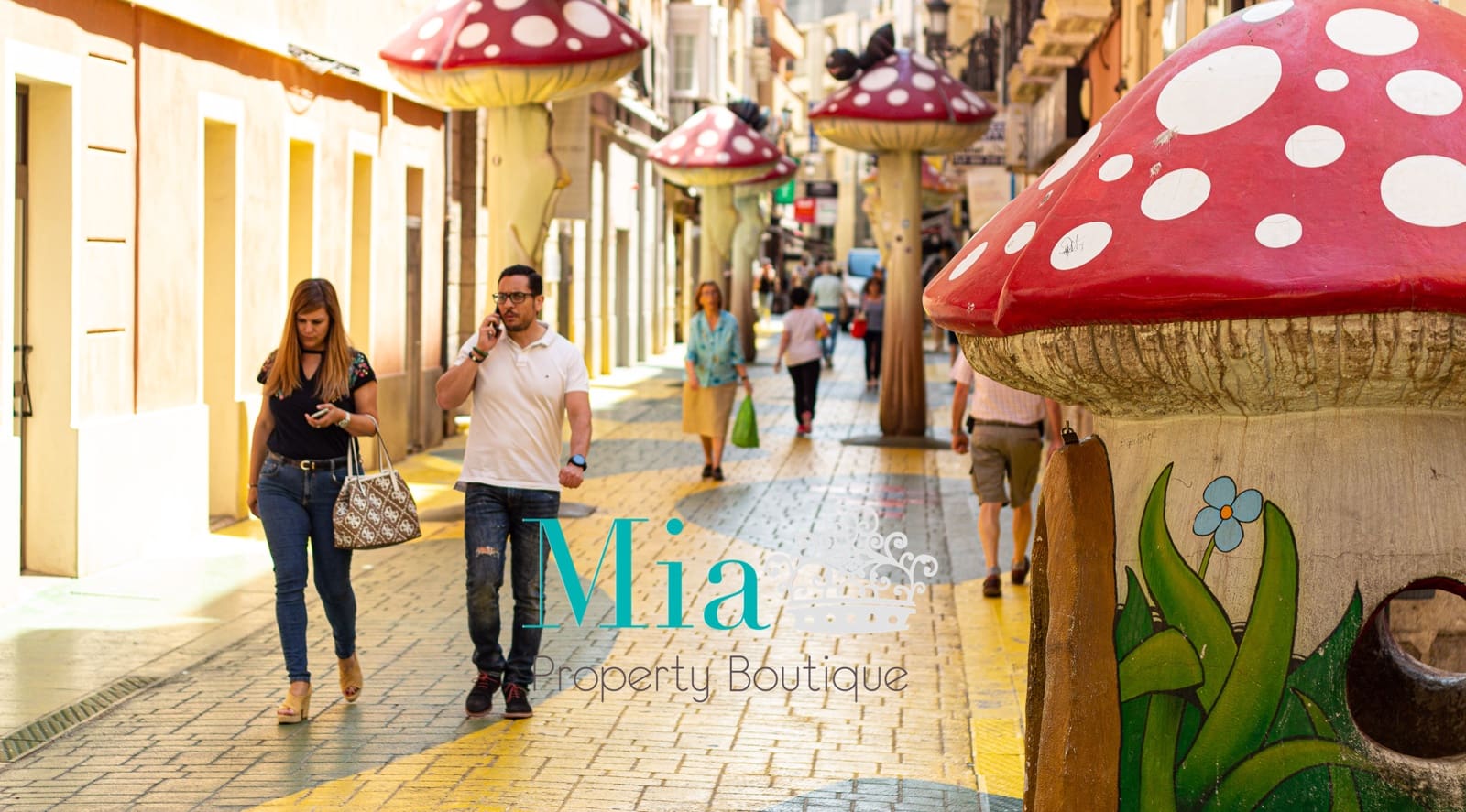 2 soveværelse Strandlejlighed til leje i Alicante by - € 1.200 (Ref: 8787836)