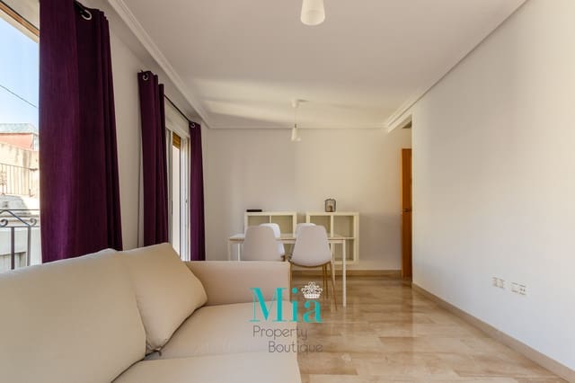 2 soveværelse Strandlejlighed til leje i Casco Antiguo - Sant Cruz - Ayuntamiento, Alicante by - € 1.200 (Ref: 8787836)