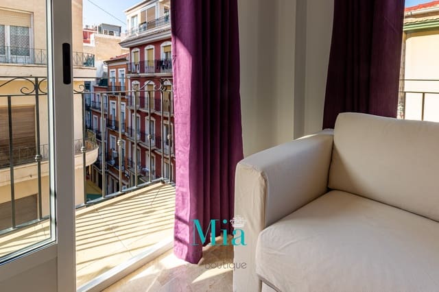 2 soveværelse Strandlejlighed til leje i Casco Antiguo - Sant Cruz - Ayuntamiento, Alicante by - € 1.200 (Ref: 8787836)