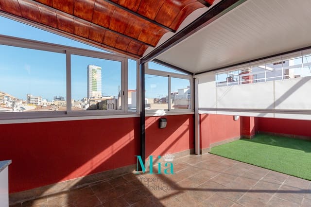 2 soveværelse Strandlejlighed til leje i Casco Antiguo - Sant Cruz - Ayuntamiento, Alicante by - € 1.200 (Ref: 8787836)