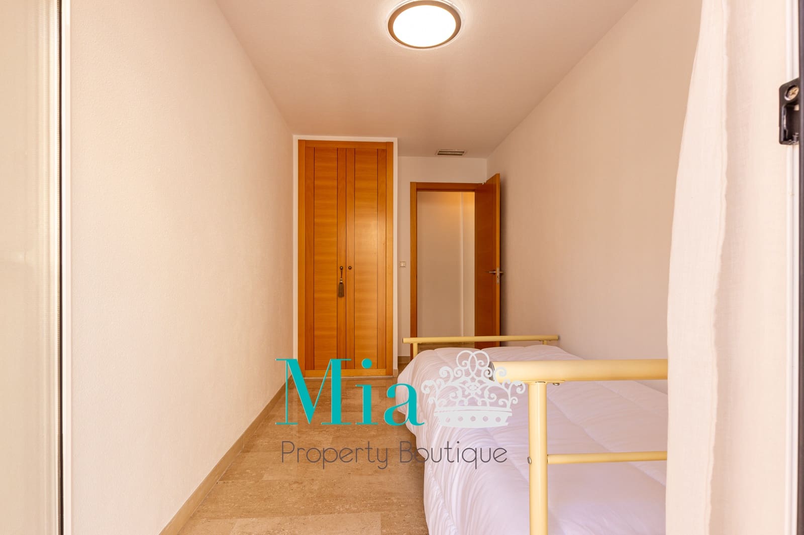 2 soveværelse Strandlejlighed til leje i Alicante by - € 1.200 (Ref: 8787836)